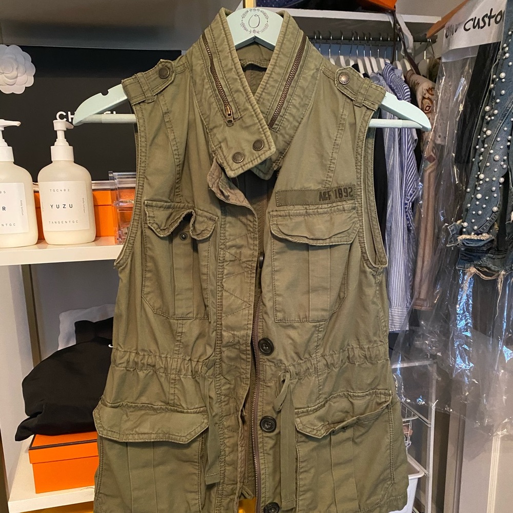 Abercrombie & Fitch Army green vest